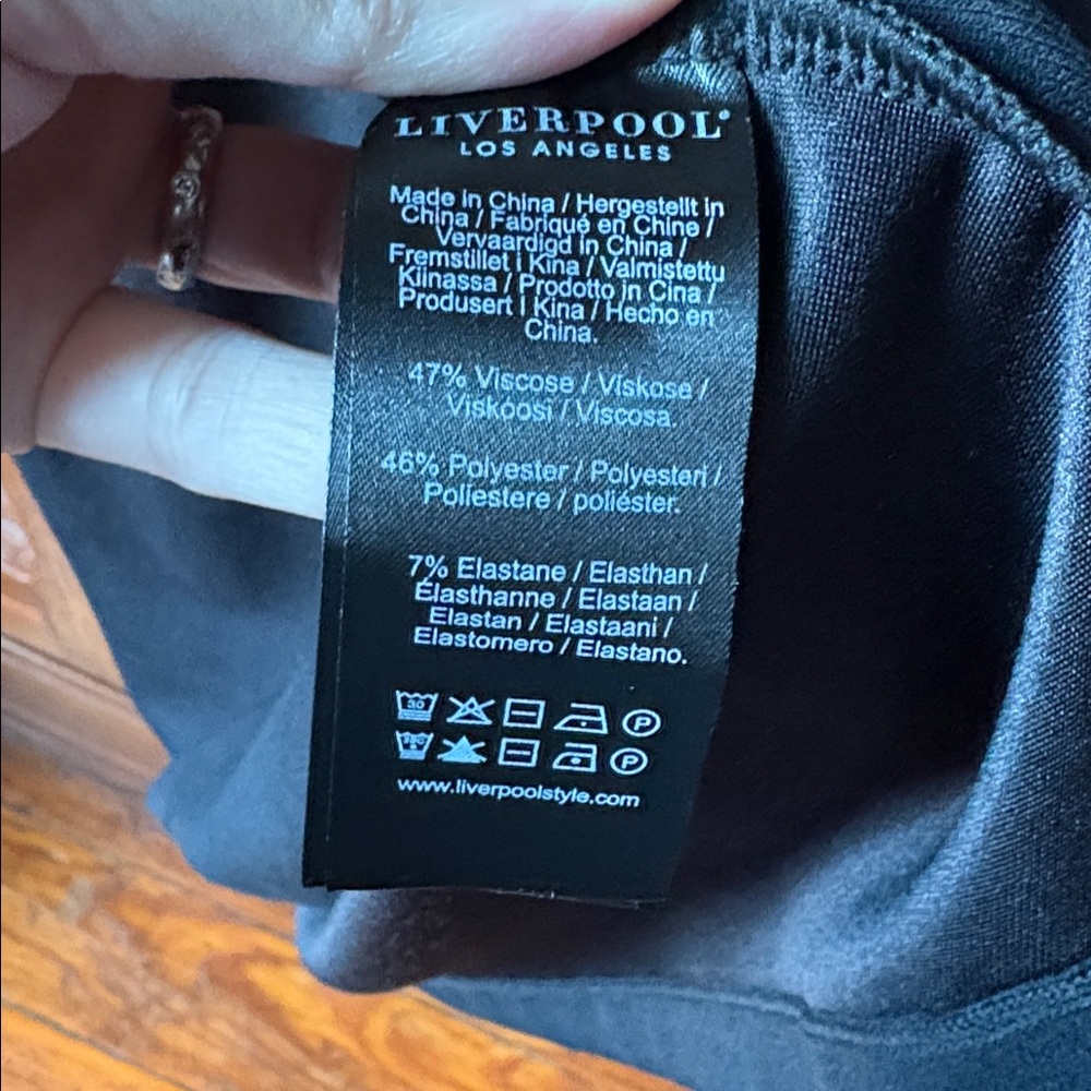 Liverpool Black Sleeveless Top - Picture 8 of 8